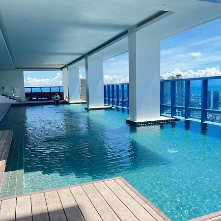 Aparthotel Elegance At 38Th Park Avenue Cebu Esterno foto