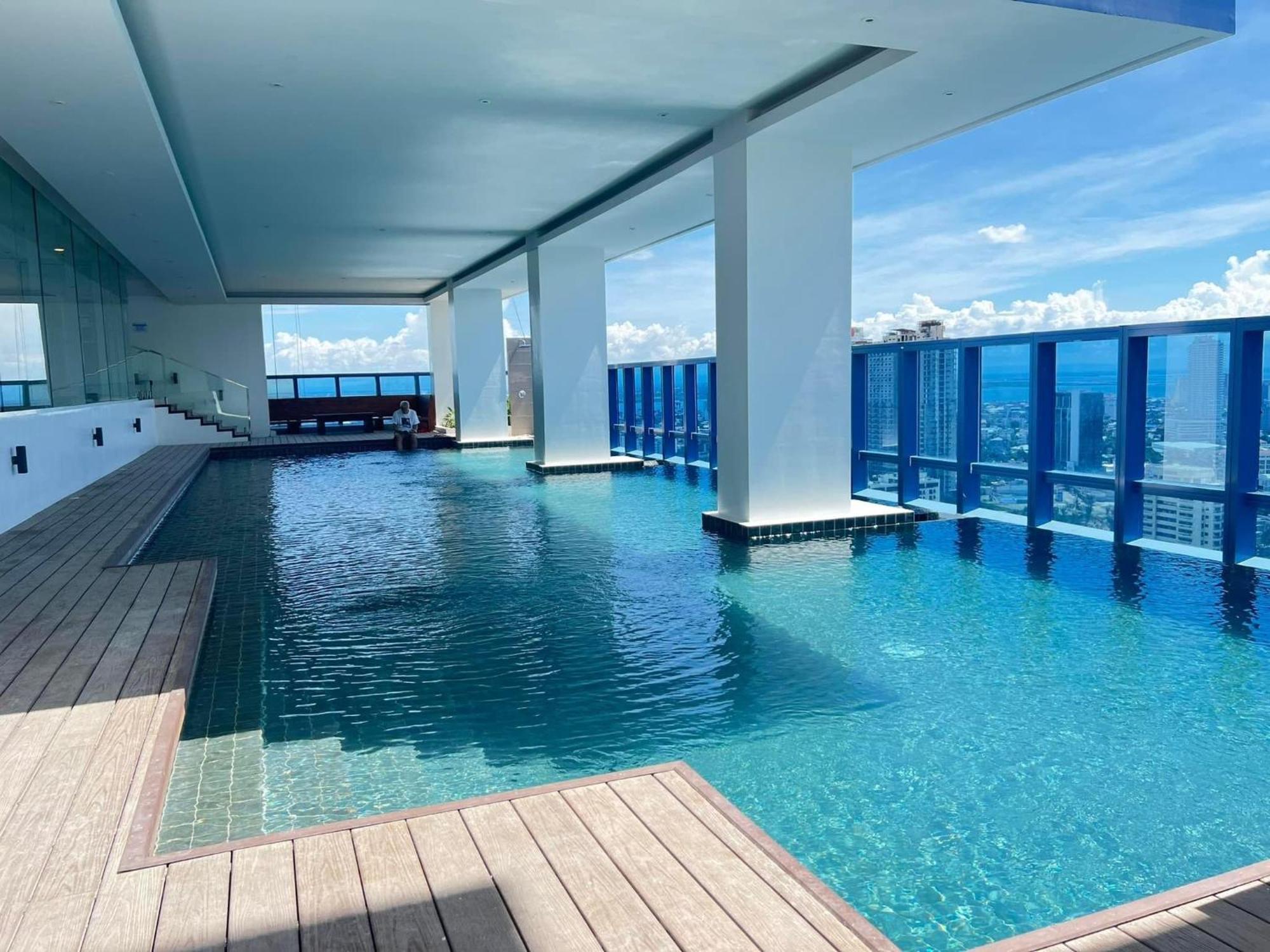 Aparthotel Elegance At 38Th Park Avenue Cebu Esterno foto